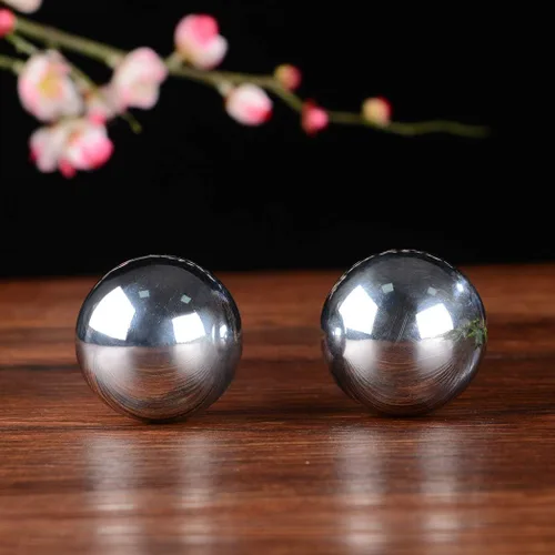 Miniatura 5 de BRABUD 1.9 pulgadas, un par de bolas de salud de Baoding, bolas de estrés chinas para aliviar el estrés con campanadas (plateado)