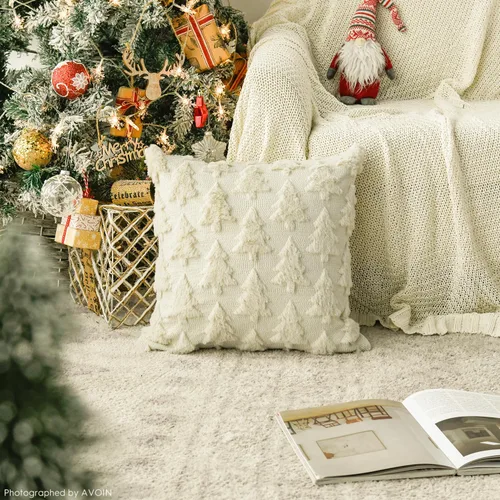 Miniatura 2 de AVOIN colorlife Juego de 2 fundas de almohada beige con árbol de Navidad, 16 x 16 pulgadas, felpa suave, piel sintética, jacquard, festivales