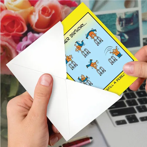 Miniatura 6 de NobleWorks - 1 Tarjeta de Felicitación de Feliz Cumpleaños Divertida - Humor de Cómics de Dibujos Animados, Tarjeta de Celebración de Cumpleaños