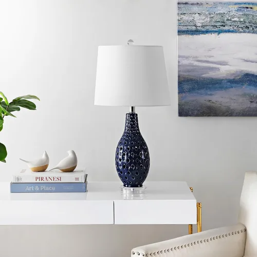 Miniatura 4 de SAFAVIEH Lighting Collection Harlem Trellis - Lámpara de mesa de noche de cerámica azul marino de 26 pulgadas para dormitorio, sala de estar