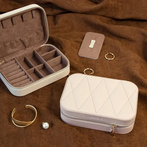 Miniatura 5 de KAMIER Joyeros pequeños para mujer Caja organizadora de joyería de piel sintética para aretes, anillos, collares Lindo joyero para mujeres