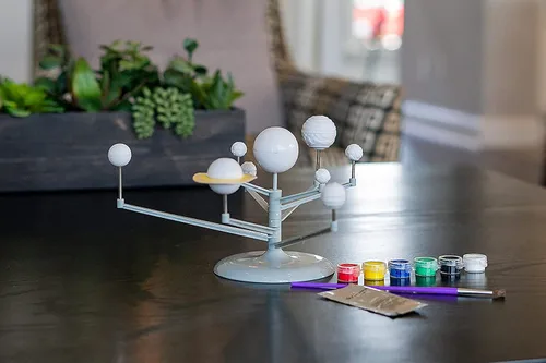 Miniatura 5 de 4M: Planetario del sistema solar - Ensambla tu propio modelo de 11.8", ensamblaje por piezas, pintura que brilla en la oscuridad, kit