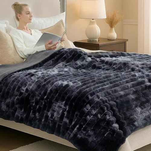 Miniatura 67 de Cozy Bliss Manta de Tiro de Piel Sintética para Sofá, Manta de Felpa Acogedora y Cálida a Rayas para Sofá Dormitorio Sala de Estar, 50 x 60 Pulgadas