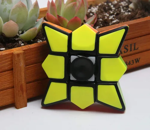 Miniatura 4 de AHYUAN Spinner Fidget Toy Magic Spinner Cube 1X3X3 Speed Cube 2.8 pulgadas, cubo de disquete sin calcomanías, rompecabezas giratorio 2 en 1