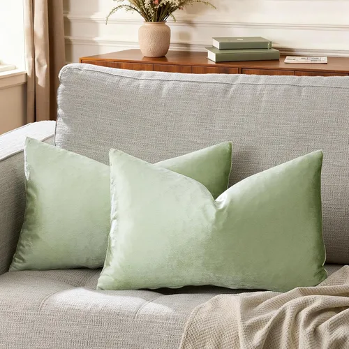 Miniatura 44 de GIGIZAZA Fundas de Almohada Decorativas de Tiro 20 x 20, Juego de 2 Fundas de Almohada Suaves Verde Bosque de Terciopelo, Decoración de Navidad