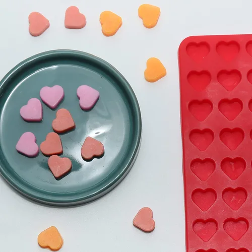 Miniatura 7 de Mini molde de silicona con forma de corazón, 150 cavidades en forma de corazón, moldes de chocolate para dulces, fondant, gomitas, gelatina, molde