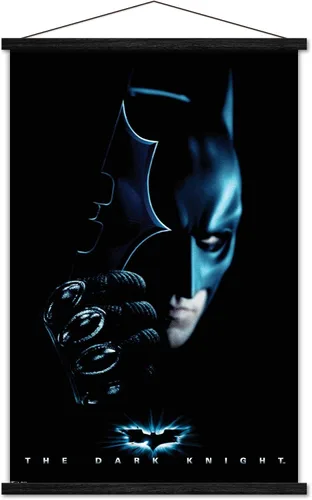 Miniatura 8 de Trends International DC Comics Movie - Póster de pared de Batman con Batarang, 14.725 x 22.375 pulgadas, versión enmarcada de madera de granero