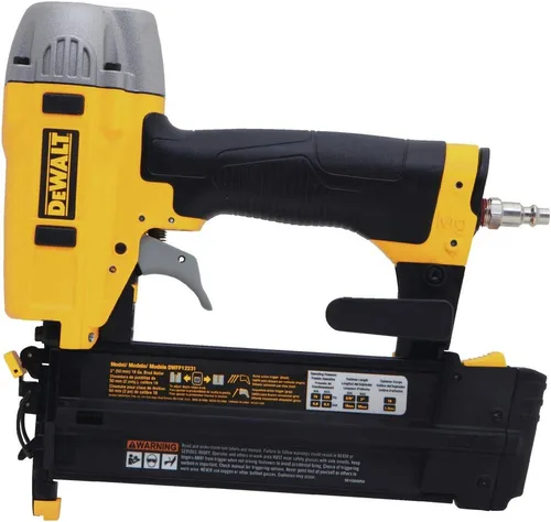 Miniatura 2 de DEWALT DWFP12231 equipo de pistola neumática para clavos con abertura 18, de 2 pulgadas.