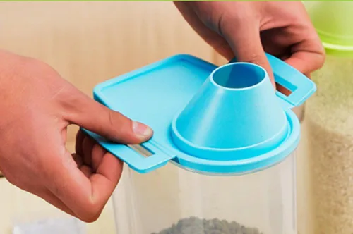 Miniatura 8 de Recipiente de almacenamiento de alimentos para mascotas con taza graduada y hebillas de sello, dispensador de alimentos para perros y gatos (azul)