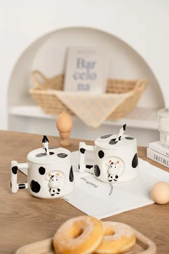 Miniatura 8 de DIHOclub Adorable Taza de Cerámica 3D de Vaca con Tapa y Cuchara - Perfecta para Café, Té, Leche y Más - Regalo Ideal para Amantes de los Animales