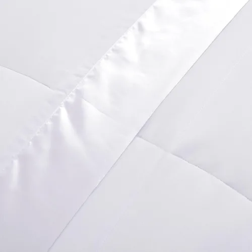 Miniatura 7 de HOMBYS Manta de plumón alternativo tamaño King de 120 x 120 pulgadas para todas las estaciones, manta de cama blanca acolchada ligera con ribete