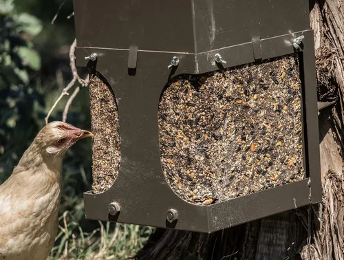 Miniatura 8 de ASF All Seasons Feeders - EZ Block - Comedero para ciervos, vida silvestre y animales de granja - Sostiene sal, mineral, gusano y otros bloques