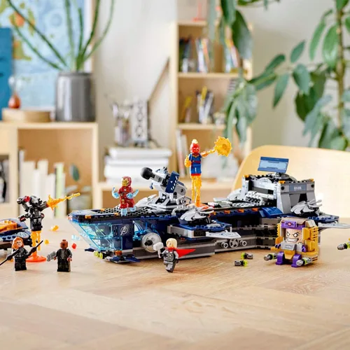 Miniatura 9 de LEGO Marvel Avengers Helicarrier 76153 - Divertido juguete de construcción de ladrillos con minifiguras de acción de los Vengadores de Marvel, gran