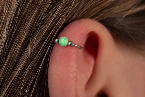 Miniatura 19 de Variedad de aretes de aro para cartílago