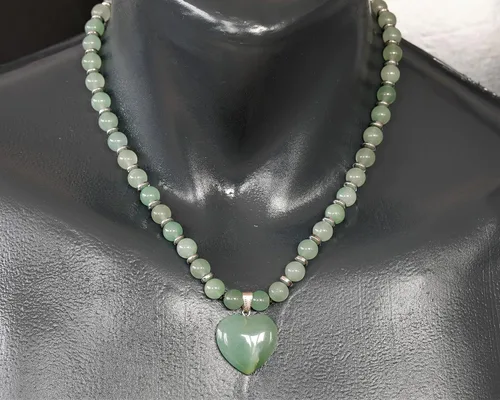 Miniatura 34 de Colgante de corazón de aventurina natural, Collar de cuentas de aventurina genuina, Collar de piedra verde, Collar de piedras preciosas, Cuentas