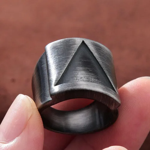Miniatura 3 de Anillo retro simple vikingo Valknut triangular, nórdico, de acero inoxidable, para hombre, anillo vikingo, joyería de moda, negro, 10