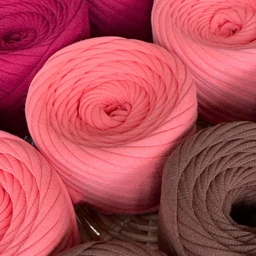 Miniatura 7 de Hilo de camiseta – 0.197-0.276 in – Cinta de punto para ganchillo, tejido, macramé, manualidades – 328.1 ft / 110 yardas – Hilo de algodón Apricot