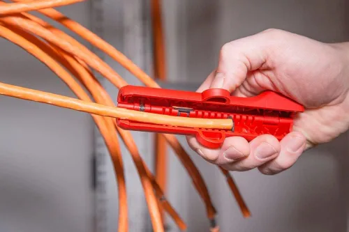 Miniatura 2 de WEICON Pelacables Cat No.10 - Pelacables de red, práctico pelacables para cables de datos, cables de red Cat 5, 6 y 7, color rojo