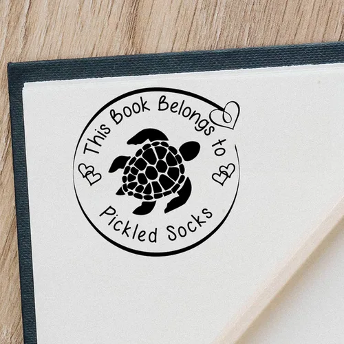 Miniatura 5 de de The Library of Book Stamp – Etiqueta de nombre personalizada para niños autoentintada para libros escolares. Este libro pertenece a un sello