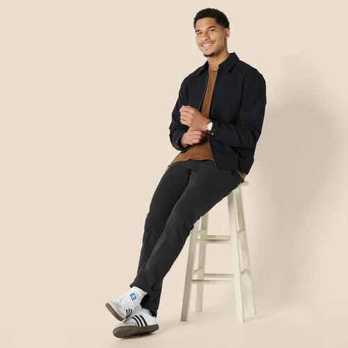 Miniatura 4 de Amazon Essentials Chaqueta bomber ligera y elástica con cremallera para hombre