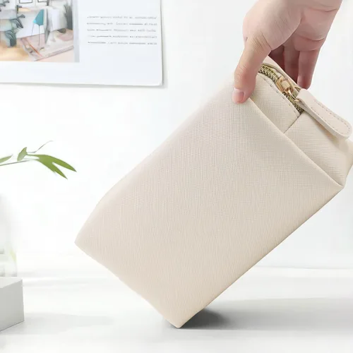 Miniatura 6 de Bolsa de maquillaje de cuero Apooliy para bolso de viaje, organizador de cosméticos portátil pequeño para mujeres y niñas, bolsa de maquillaje