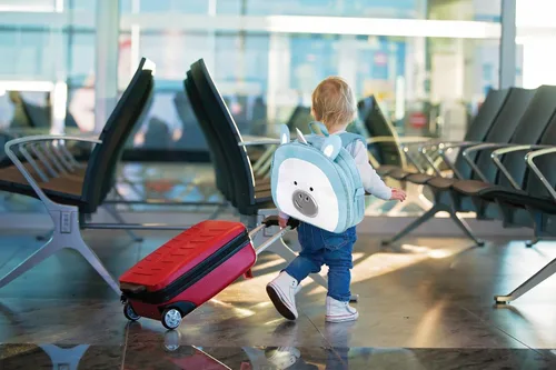 Miniatura 9 de Lulyboo Bandeja y mochila para asiento de automóvil de unicornio para niños pequeños Escritorio de viaje para niños con superficie de escritura