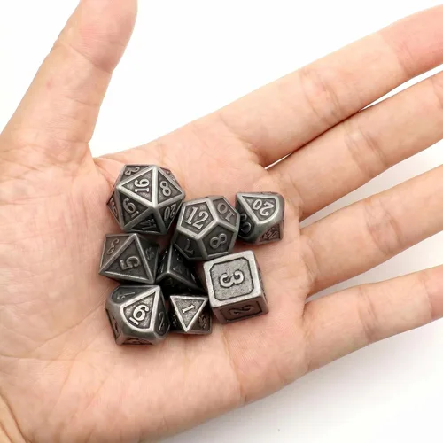 Miniatura 11 de Juego de Dados Haxtec Mini: Pequeño Juego de Dados Metálicos DND con Estuche para Dados Portátil Juego de Dados Metálicos Antiguos de Bronce