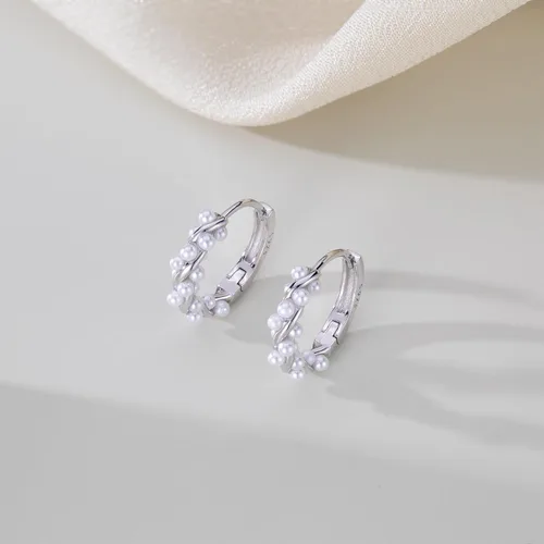 Miniatura 4 de SLUYNZ Aretes de aro de plata de ley 925 con perlas para mujeres, adolescentes, aretes de aro de perlas para boda y novia