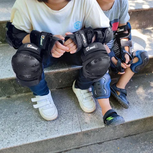 Miniatura 2 de JBM Rodilleras para adultos y niños, coderas y muñequeras para patinaje en línea, patinaje sobre ruedas, monopatín, scootering Negro