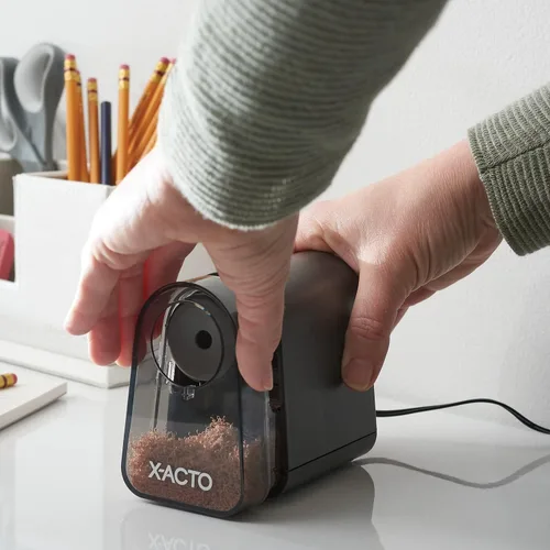 Miniatura 6 de X-ACTO Sacapuntas, Sacapuntas Eléctrico Mighty Mite, con Pencil Saver®, motor SafeStart®, color negro, 1 unidad, para el hogar, oficina, escuela