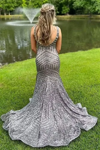Miniatura 5 de Toreque Women's Long Sequin Mermaid Prom Dresses Deep V Neck Sleeveless Formal Evening Party Gowns with Train
