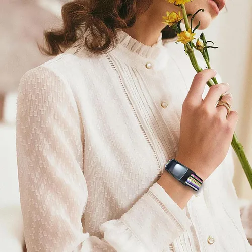 Miniatura 5 de Bandas elásticas compatibles con Fitbit Charge 5 bandas para mujeres y hombres, correas elásticas ajustables, accesorios de repuesto para Fitbit