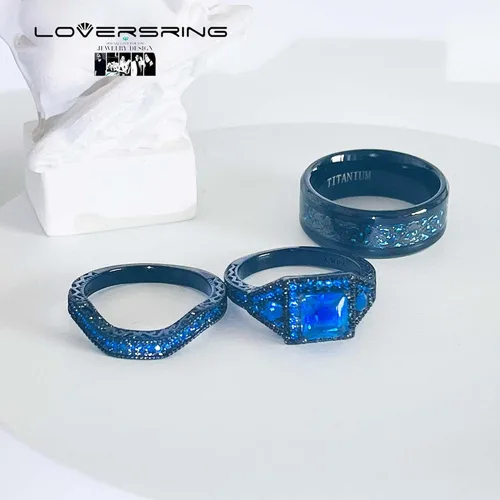 Miniatura 6 de LOVERSRING Juego de anillos de novia para parejas, chapado en oro negro, circonita azul, acero inoxidable de 10 quilates, anillo de boda