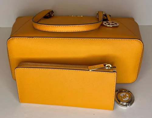 Miniatura 6 de Michael Kors Charlotte - Bolsa grande con cierre de cremallera de un cuarto
