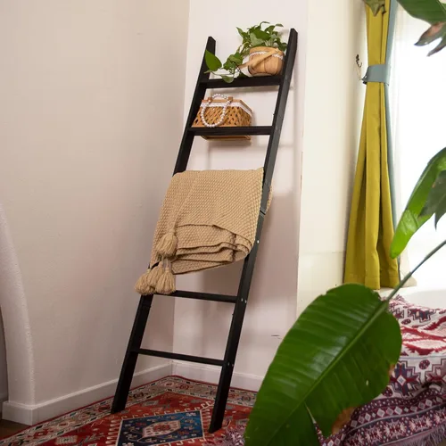 Miniatura 2 de Escalera para Mantas de 6 Niveles – Perchero de Edredones de 5.5 Pies que se Apoya en la Pared, Almacenamiento de Mantas Estilo Granja para Sala