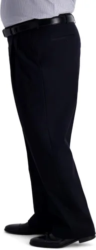 Miniatura 2 de Haggar - Pantalón informal con cintura expandible y plisado por delante, ajuste clásico, pantalón caqui, no necesita planchado