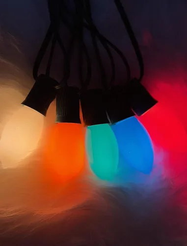 Miniatura 8 de Cadena de luces LED para exteriores de 25 pies, cadena de luces C9 con 27 bombillas multicolor pintadas en aerosol de 0.6 W, luces de Navidad