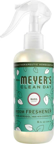Mrs. Meyer's Clean Day - Ambientador en espray, atomizador sin aerosol infundido con aceites esenciales, albahaca, 8 onzas líquidas