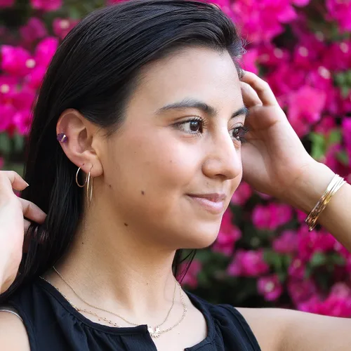 Miniatura 6 de Pendientes de aro delgados martillados, elegantes geométricos de plata de ley maciza, relleno de oro y relleno de oro rosa; para mujeres de Lotus