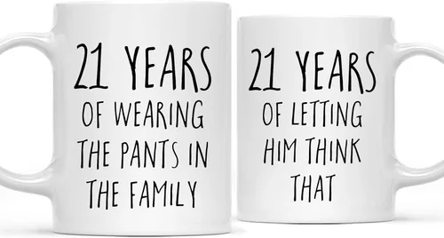 Miniatura 9 de Andaz Press Divertida taza de café de 11 onzas para parejas, regalo de broma para el primer aniversario de boda, 1 año de usar los pantalones