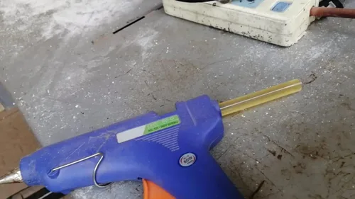 Miniatura 6 de Othmro 20 barras de pegamento caliente de 9.8 pulgadas de longitud y 0.43 pulgadas de diámetro a granel, palos de repuesto para pistola de pegamento