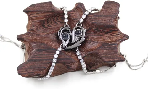 Miniatura 4 de Pulseras de proyección en 100 idiomas con texto en inglés "I Love You", 2 pulseras a juego con rompecabezas de corazón de amor de 0.118 in