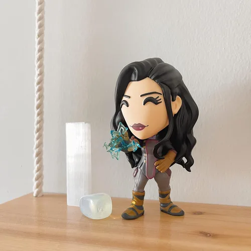 Miniatura 6 de Youtooz Asami Figura de vinilo de 4.7 pulgadas, figura coleccionable de la serie The Legend of Korra, juguete estilizado para fanáticos