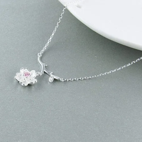 Miniatura 6 de SEniutarm Collares para mujeres y niñas Flores de cerezo flores ramas de árbol colgante collar mujer elegante joyería colgante cadena de San