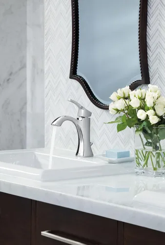 Miniatura 2 de Moen Voss – Grifo monomando de un solo agujero para lavabo de baño, cromado, con placa de cubierta opcional, 6903