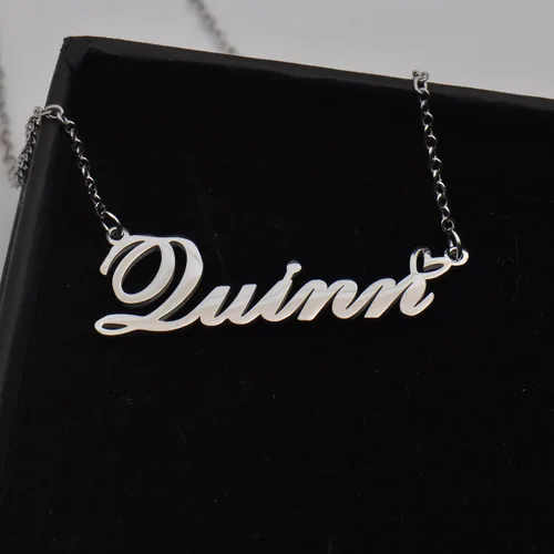 Miniatura 3 de Aoloshow Collar personalizado con nombre de corazón dorado personalizado con cualquier nombre, joyería de acero inoxidable para graduación de mujer