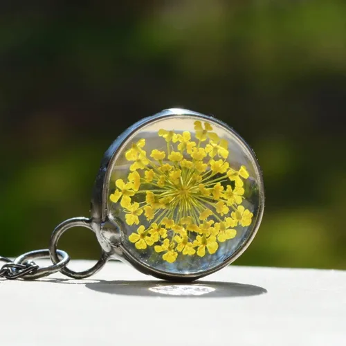 Miniatura 39 de Queen Anne's - Collar de encaje con colgante de flor prensada real en cristal hecho a mano, joyería de flores silvestres, collares de encaje