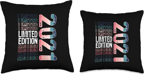 Miniatura 3 de Limited Edition Vintage 2021 Retro Birthday Throw Pillow