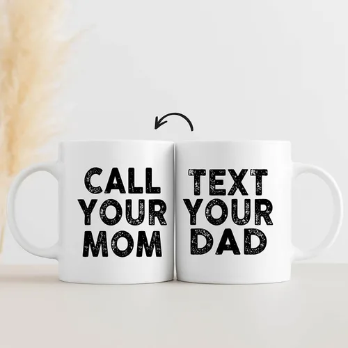 QUICQOD Taza de cerámica con texto en inglés "Call Your Mom", divertida taza de café para dormitorio universitario, regalos de primer año y