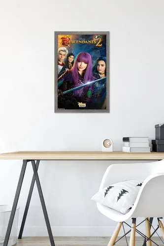 Miniatura 6 de Trends International Disney Descendants 2 - Póster de pared de una hoja, 14.725 x 22.375 pulgadas, versión enmarcada de madera de granero
